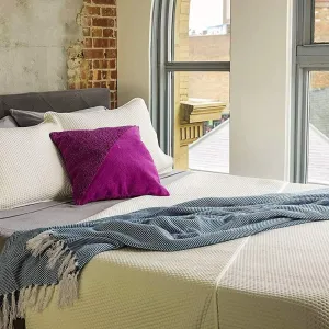 Refinery29 Sloane Bedding Collection Luxury Premium Ultra Soft Quilt Coverlet, Lightweight Comfortable 4 Piece Set, Modern Design for Home Hotel Décor King Ivory